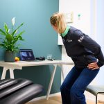 De fysiotherapeut van Vitaliteitscentrum Papendal geeft je advies bij pijn tijdens het bewegen, klachten en blessures.